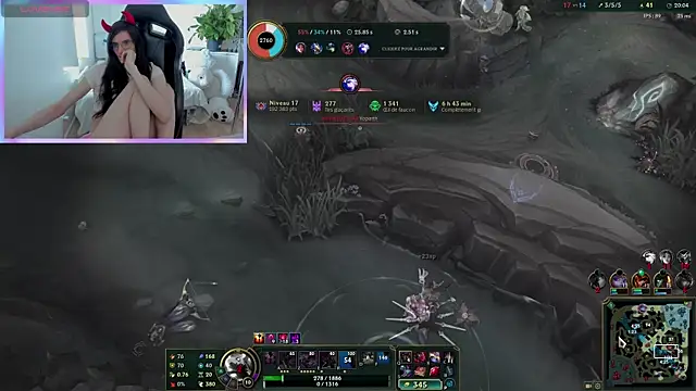 CeriseLapine online show from March 8, 2025, 11:37 am