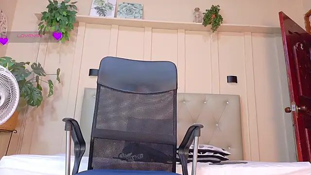 Iker bigdick online show from February 13, 2026, 7:37 am