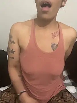 Snapshot of Princess_Desirae chatting on June 2, 2026, 5:53 am Princess Desirae online show from June 2, 2026, 5:53 am