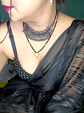 Diamond queeen online show from January 18, 2025, 10:28 pm