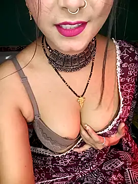 Diamond queeen online show from January 25, 2025, 8:31 pm