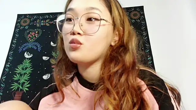 Jennatyan online show from September 10, 2025, 12:16 pm