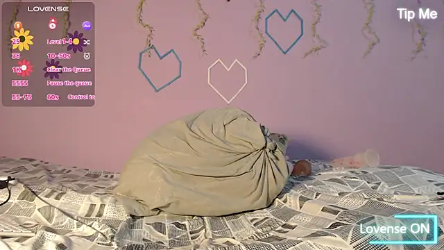 Snapshot of Dante_Bear_ chatting on February 13, 2026, 11:17 am Dante Bear online show from February 13, 2026, 11:17 am