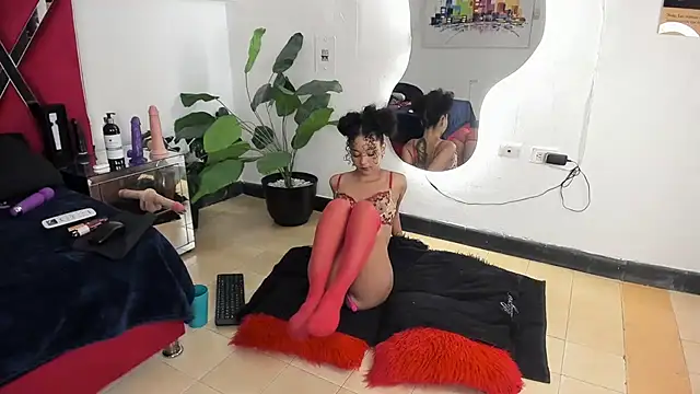 Milanxht online show from February 20, 2025, 1:46 am