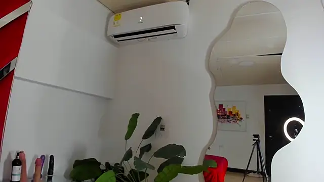 Milanxht online show from March 1, 2025, 9:26 pm