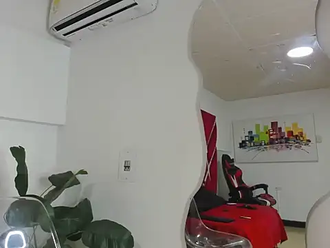 Milanxht online show from September 27, 2025, 9:09 pm