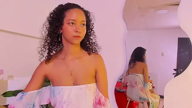 Milanxht online show from October 15, 2025, 8:42 pm