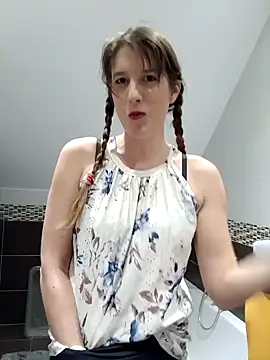 Hexe12346 online show from February 20, 2025, 6:02 pm