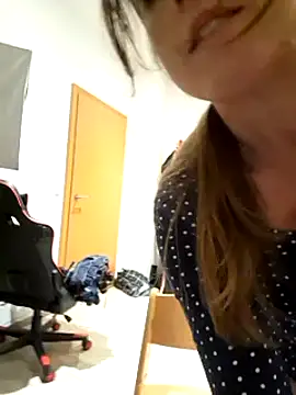 Hexe12346 online show from March 6, 2025, 5:33 pm