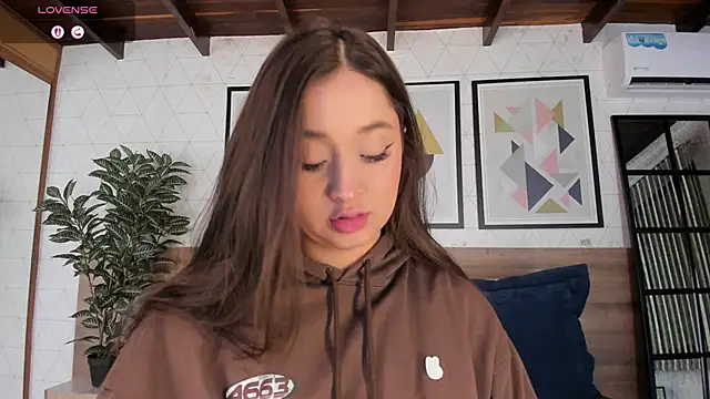 MiaKay1 online show from December 5, 2025, 3:37 am