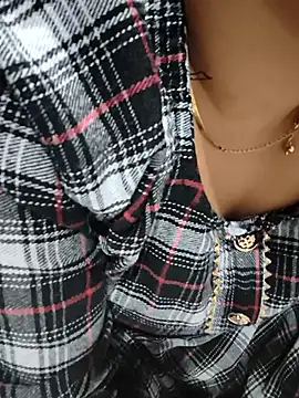 Snapshot of kaveerpooja947 chatting on January 11, 2026, 5:07 pm kaveerpooja947 online show from January 11, 2026, 5:07 pm