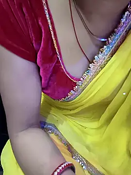 kaveerpooja947 online show from May 14, 2026, 4:47 pm