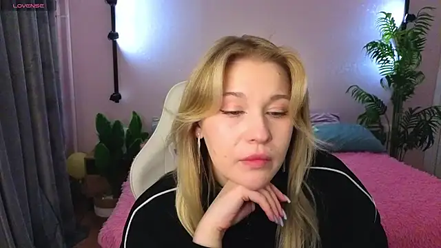 Colleen Blake online show from April 21, 2026, 4:45 pm