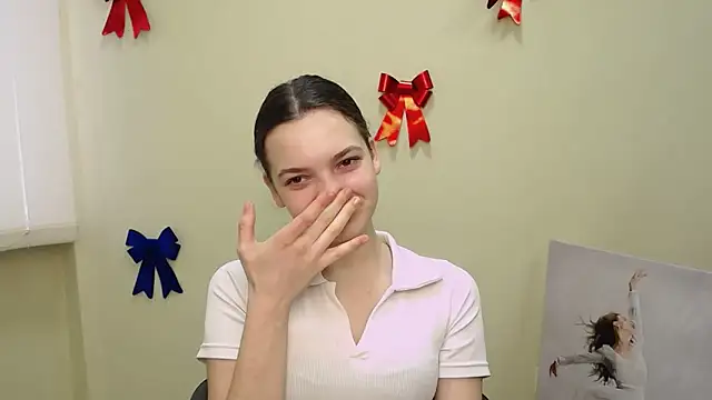  SusieSu  online show from February 5, 2025, 7:18 am