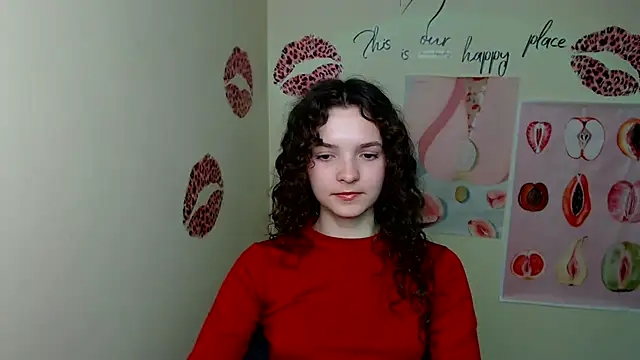  SusieSu  online show from March 7, 2025, 10:43 pm