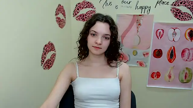  SusieSu  online show from March 20, 2025, 10:43 am