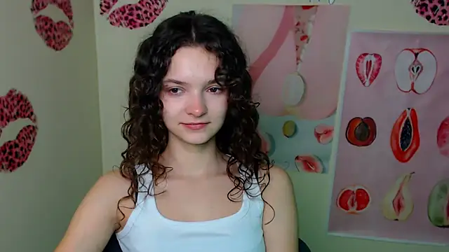  SusieSu  online show from December 5, 2025, 7:28 am