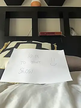 soussssssss online show from December 3, 2025, 1:20 pm