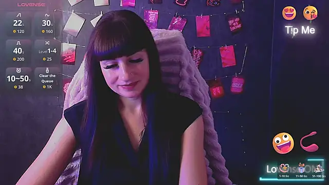 Violla My online show from October 30, 2025, 6:59 am