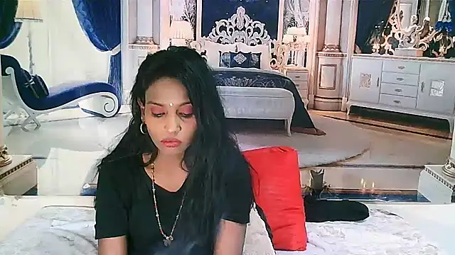 IndianLoveBug online show from September 19, 2025, 5:24 pm