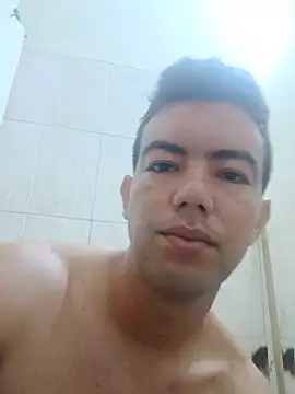 Snapshot of jose02517 chatting on July 6, 2026, 5:04 am jose02517 online show from July 6, 2026, 5:04 am