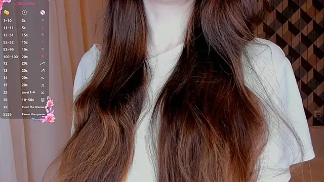 EvaBradley online show from February 2, 2025, 4:00 pm