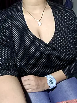 Anamika Kapoor online show from February 24, 2025, 7:41 pm