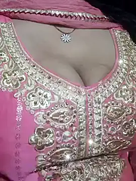 Anamika Kapoor online show from March 9, 2025, 8:10 pm