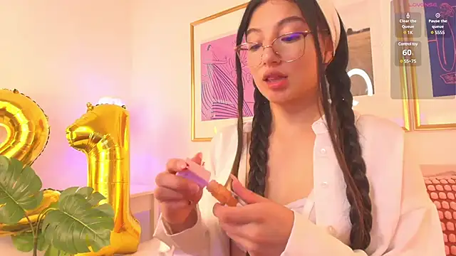 Eva depp online show from March 13, 2025, 10:57 am