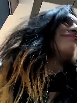 Lila Desiree online show from December 23, 2024, 12:14 am