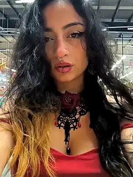 Lila Desiree online show from February 18, 2025, 12:48 am