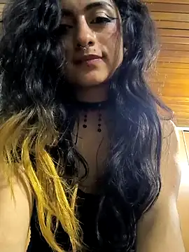 Lila Desiree online show from March 4, 2025, 4:38 am