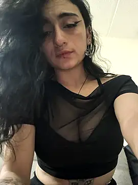 Lila Desiree online show from March 18, 2026, 11:52 pm