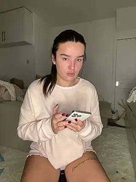 maisiesmithx online show from January 9, 2025, 8:22 pm