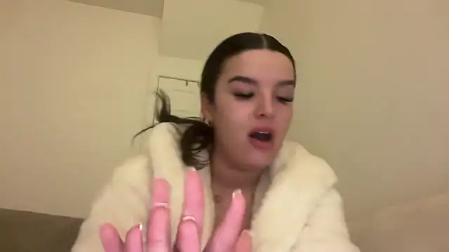 maisiesmithx online show from January 31, 2025, 11:35 pm