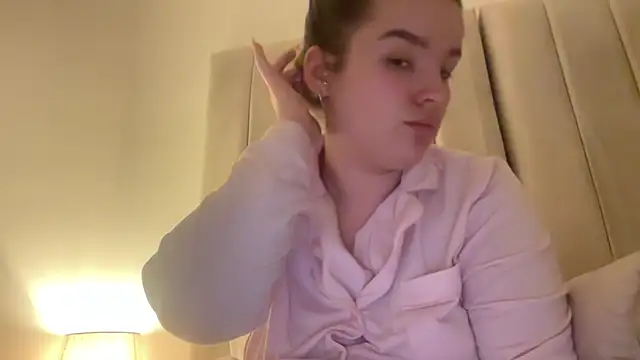 maisiesmithx online show from March 28, 2026, 1:05 am