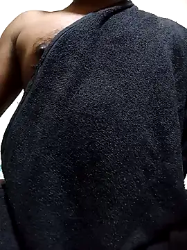 Snapshot of Nogeris20 chatting on January 5, 2025, 4:59 pm Nogeris20 online show from January 5, 2025, 4:59 pm