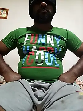 Snapshot of Nogeris20 chatting on October 31, 2025, 4:41 pm Nogeris20 online show from October 31, 2025, 4:41 pm