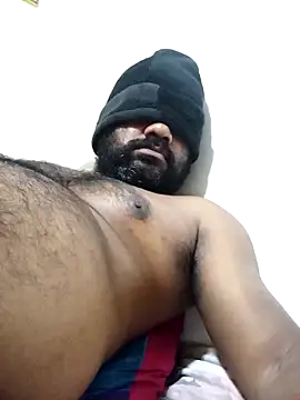 Snapshot of Nogeris20 chatting on November 10, 2025, 4:28 pm Nogeris20 online show from November 10, 2025, 4:28 pm