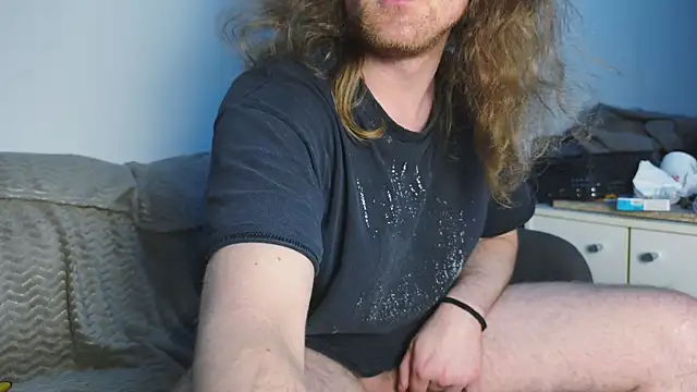 DrownMentallyyy online show from April 1, 2026, 4:02 am