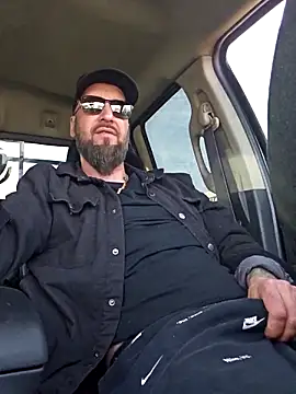 Beardedtattood online show from March 14, 2025, 1:46 pm