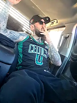 Beardedtattood online show from November 2, 2025, 1:57 pm