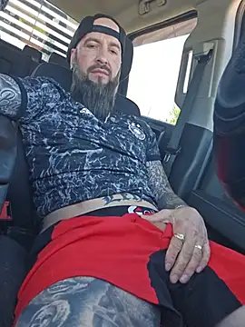 Beardedtattood online show from June 3, 2026, 2:33 pm