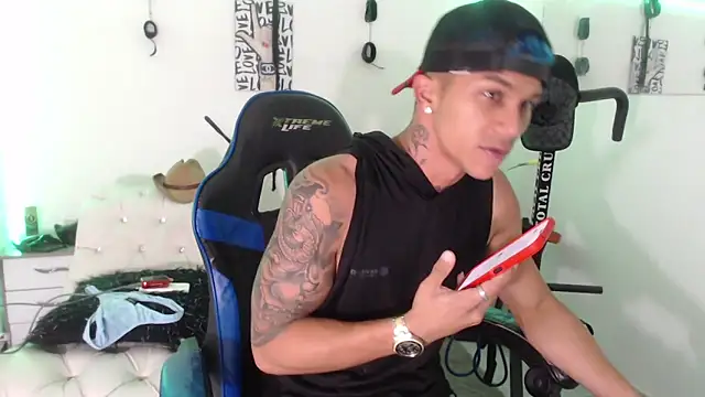 Leonard Price online show from February 23, 2025, 1:57 am