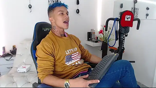 Leonard Price online show from March 9, 2025, 1:14 am