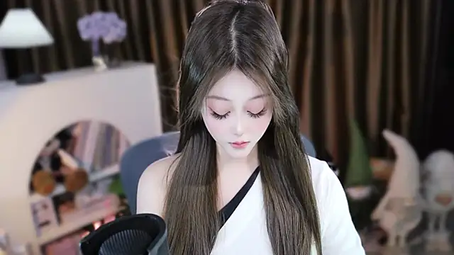 Arwyn-rr online show from March 10, 2026, 9:25 am