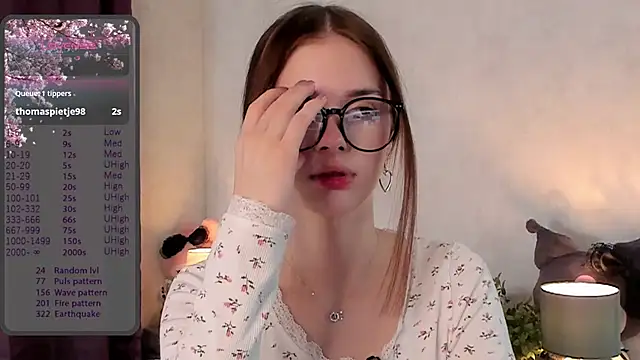 Snapshot of akumadadrive chatting on February 2, 2025, 1:23 am akumadadrive online show from February 2, 2025, 1:23 am