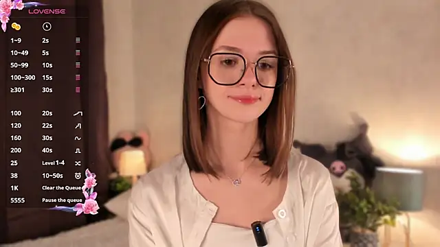 Snapshot of akumadadrive chatting on February 11, 2025, 1:10 am akumadadrive online show from February 11, 2025, 1:10 am