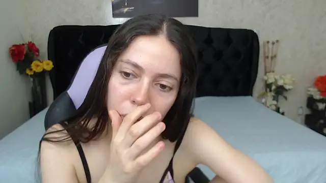 gabymendex online show from October 3, 2025, 5:32 pm