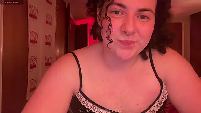 RaspberryTommyFTM online show from October 6, 2025, 2:53 am